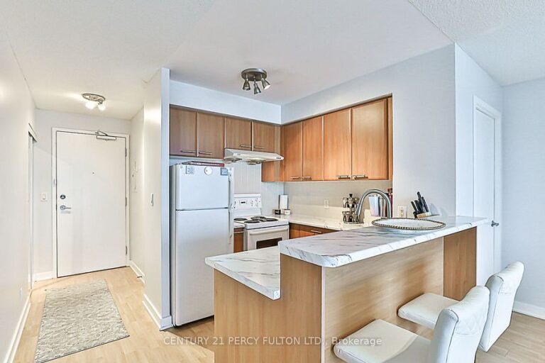 L3RycmViL2xpc3RpbmdzLzMwLzE1LzcxLzc0L3AvYTU2ZjhjY2MtOTUxZC00MDJiLWE4NDctYzZhMDViZjMxN2RjLmpwZw 768x512