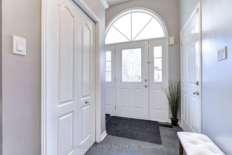 L3RycmViL2xpc3RpbmdzLzMyLzI2LzU3LzgxL3AvNzZhNTcwZWMtMjFmYi00OTAwLWFhZjgtZWUxMDdkNTVlZWUzLmpwZw 768x512