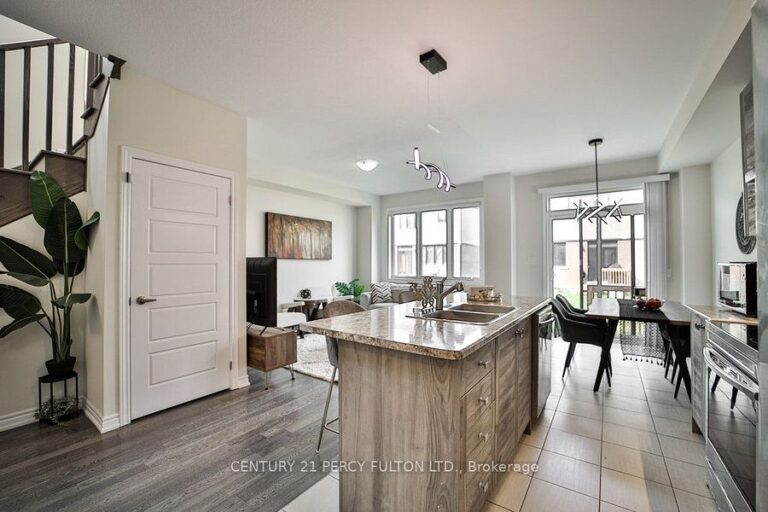 L3RycmViL2xpc3RpbmdzLzMyLzY0LzEyLzY3L3AvMDE4YTI1ZTUtOGFhZi00MDk1LTk5OWYtYWI3MTBlZjc4ZDZmLmpwZw 768x512