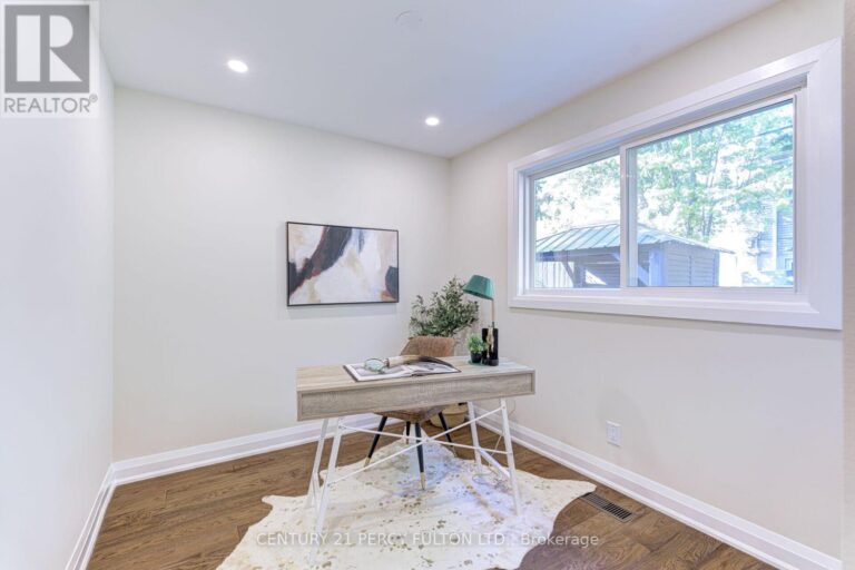 e12221448 25 768x512