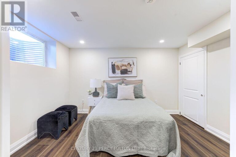 e12221448 29 768x512