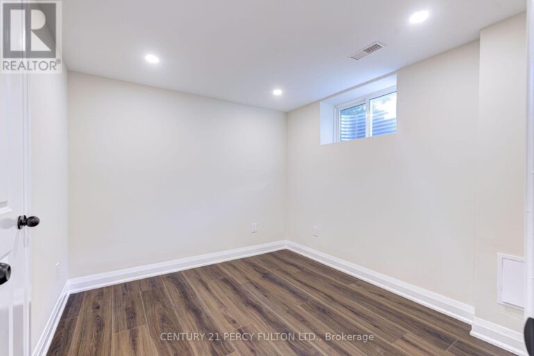 e12221448 31 768x512