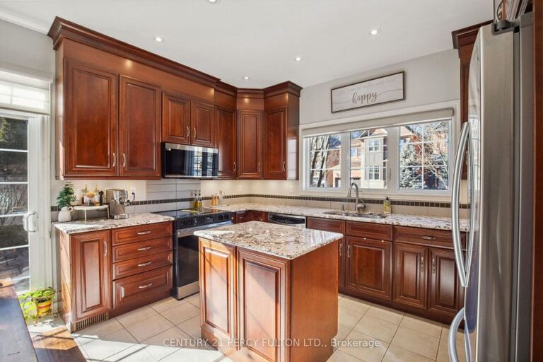 L3RycmViL2xpc3RpbmdzLzQxLzgxLzQ0LzAwL3AvNzY0NWZhMTQtNmMzNi00YWE2LWI1MDYtMTgzMTUxMjMwZjUyLmpwZw 768x512