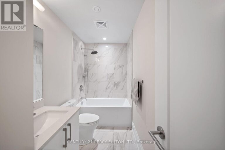 c12351134 17 768x513