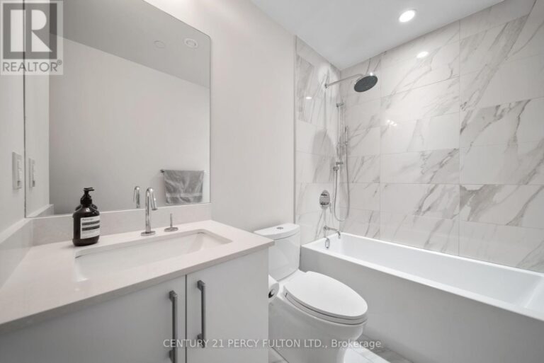 c12351134 18 768x513