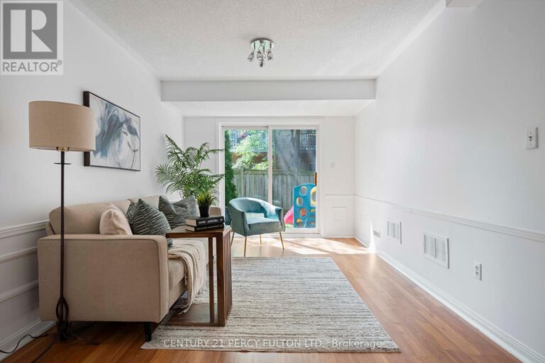 w12400994 38 768x512