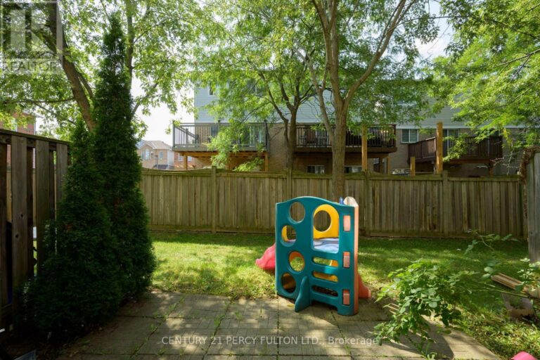 w12400994 42 768x512