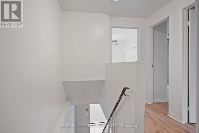 c12580668 18 768x512