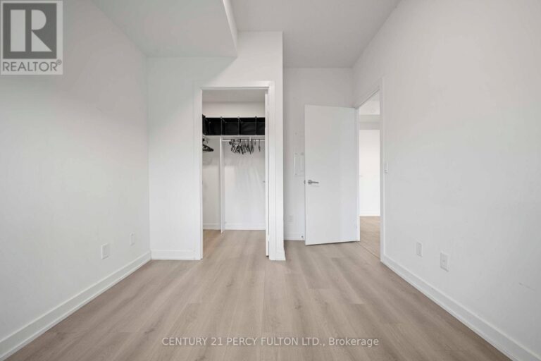 w12519558 30 768x512