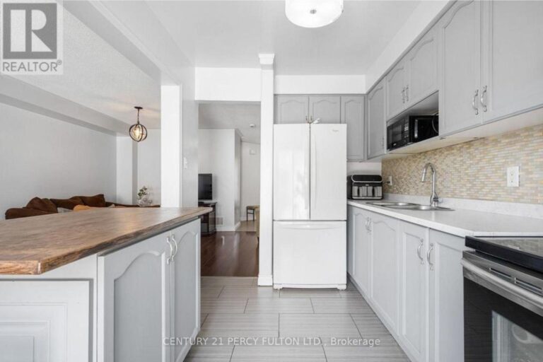 w12543418 12 768x512