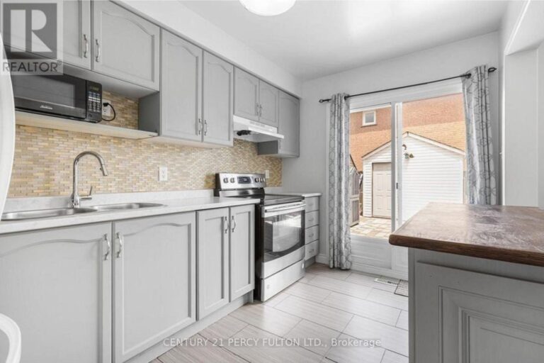 w12543418 14 768x512