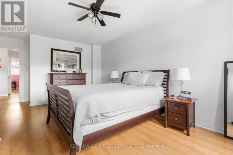 w12543418 17 768x512