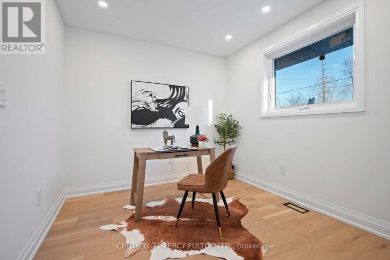 w12635418 27 768x512