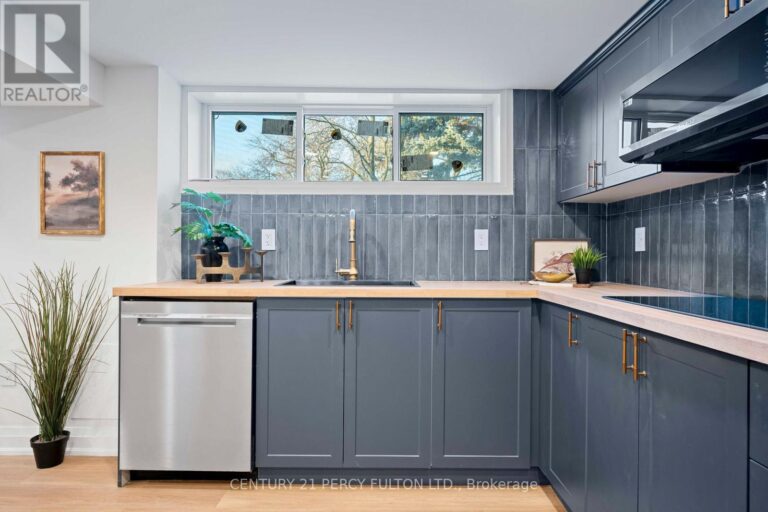 w12635418 31 768x512