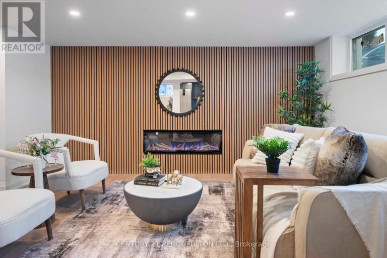 w12635418 32 768x512