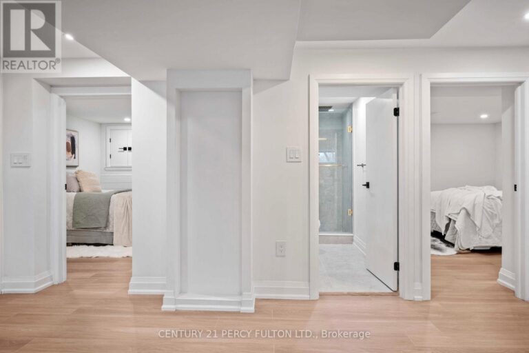 w12635418 38 768x512