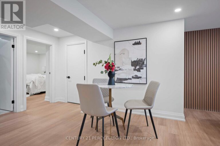 w12635418 39 768x512