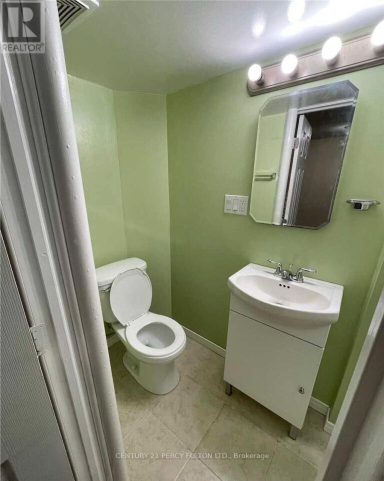 w12772420 12 768x962