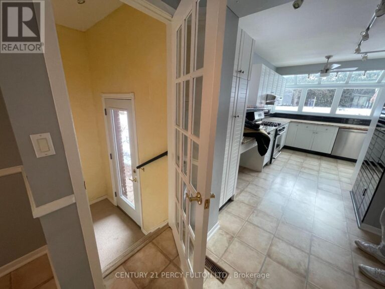 w12787732 25 768x576