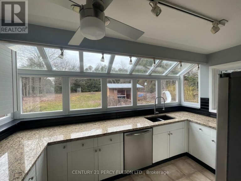 w12787732 43 768x576