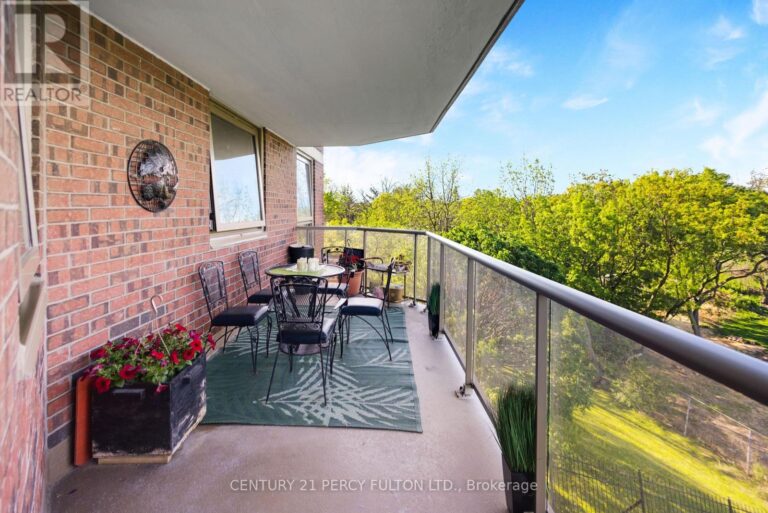 w12854816 11 768x513