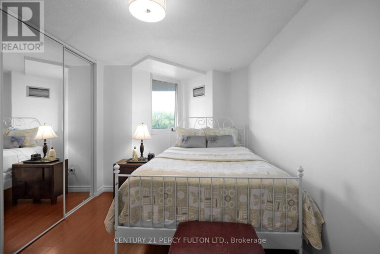 w12854816 20 768x513