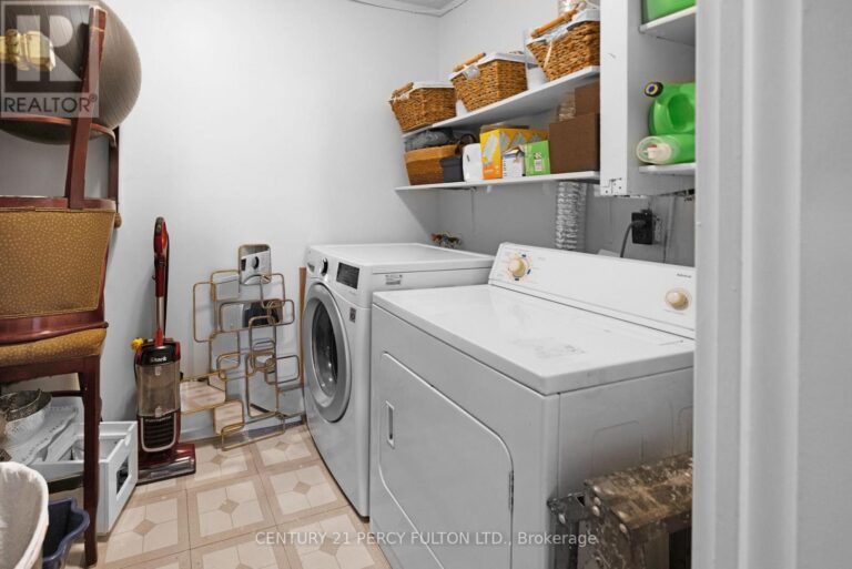 w12854816 28 768x513